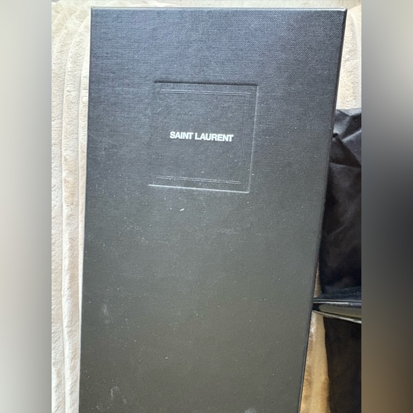 Saint Laurent Black Opium Pumps - Picture 6 of 8